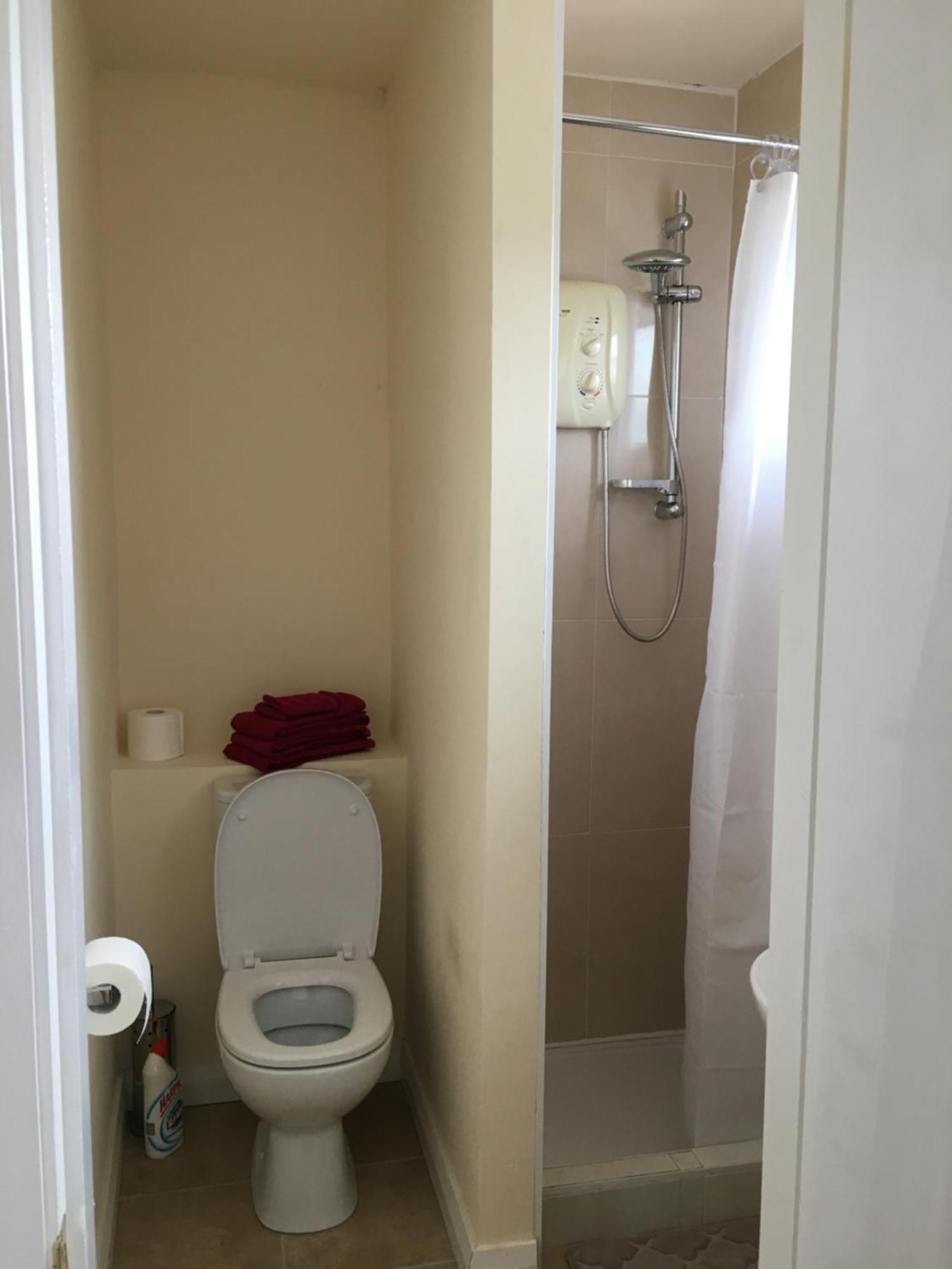 Private Double Rooms & Twin Rooms Rahoon Galway Eksteriør billede
